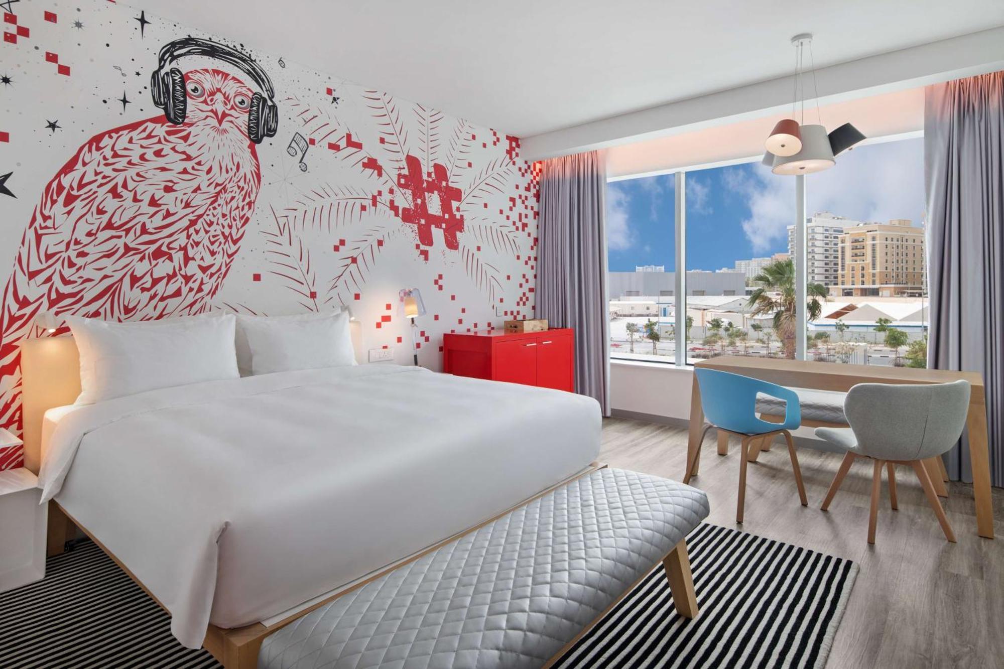 Radisson Red Dubai Silicon Oasis Hotell Exteriör bild